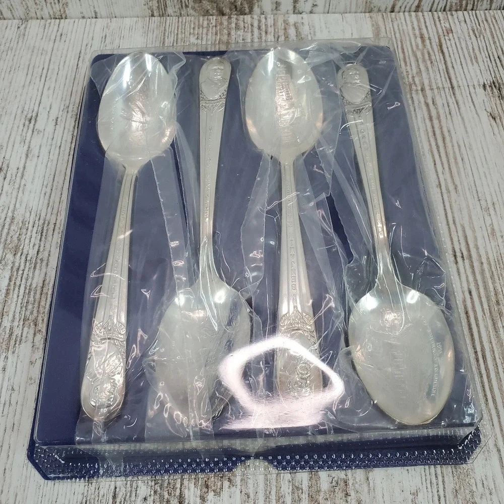 Vintage WM ROGERS & CO Set of 4 Silver Plate Presidential Collectible Spoons #2